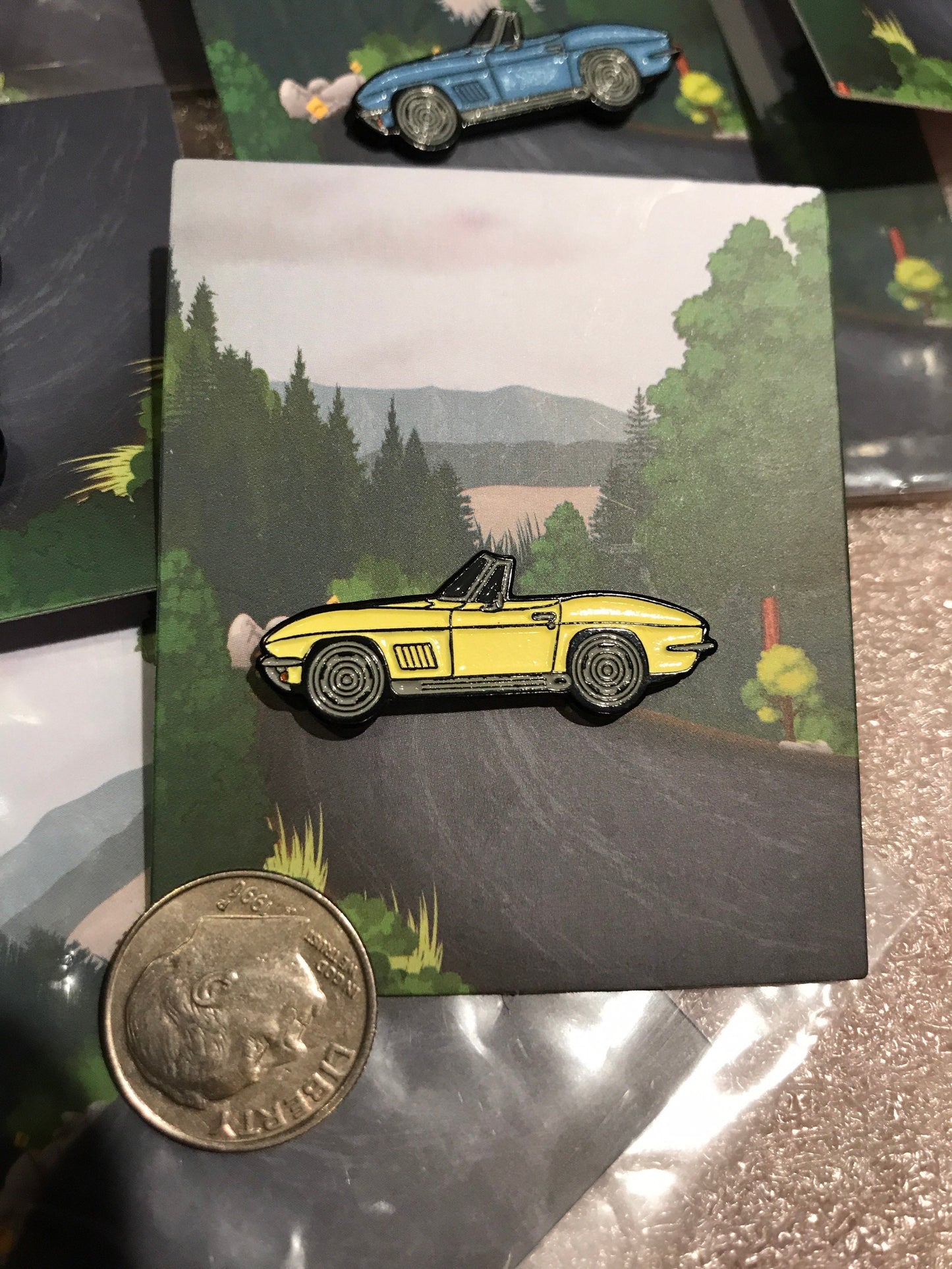 C2 #Corvette #Stingray #convertible Baked #Enamel lapel pin badge car pins YELLOW