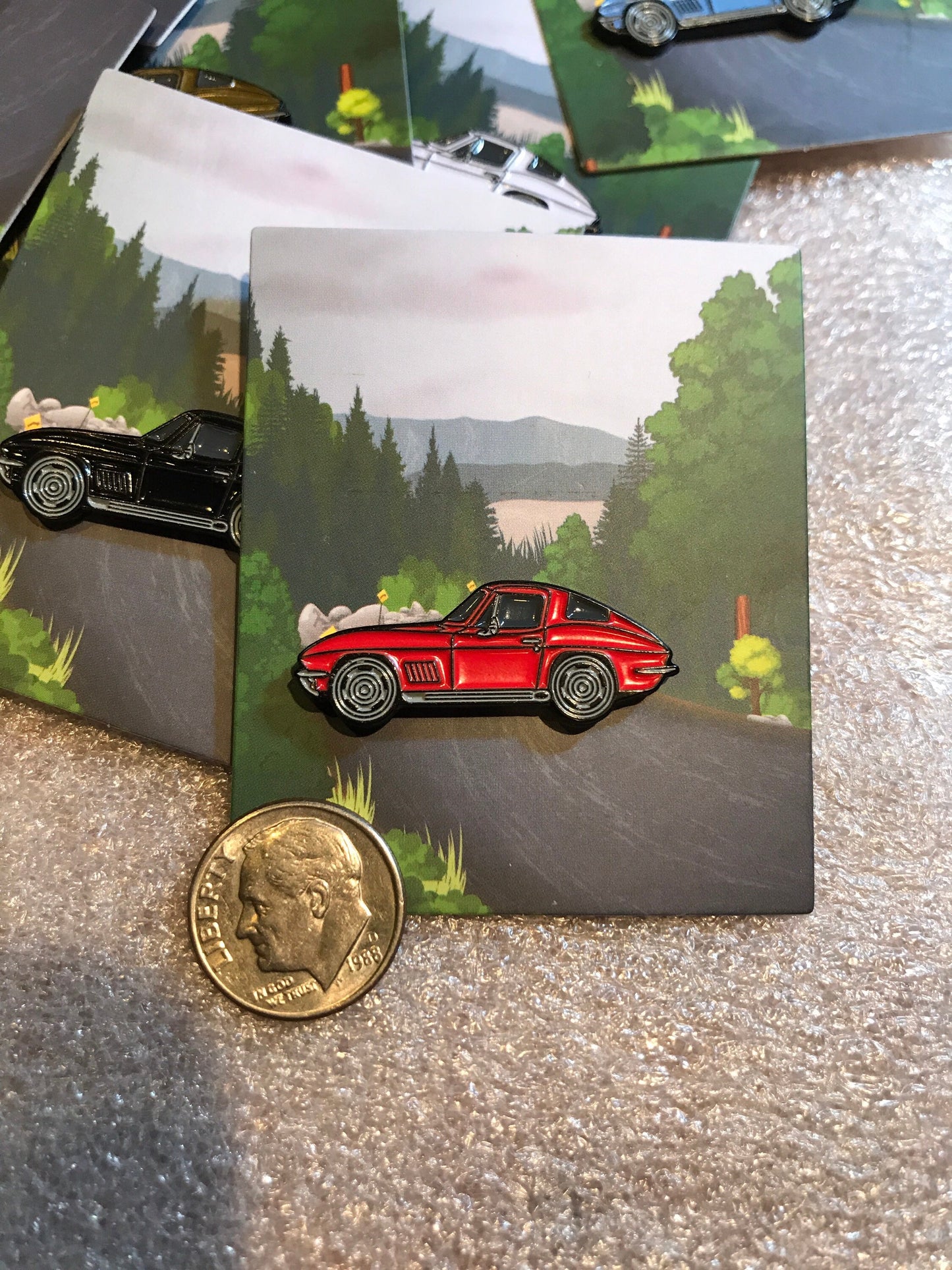 C2 #Corvette #Stingray #coupe Baked #Enamel lapel pin badge car pins RED