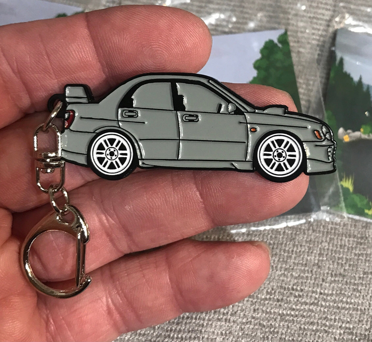 Keychain FOR Subaru WRX Sti Bug Eye Enamel on Metal Keychains in 6 colors